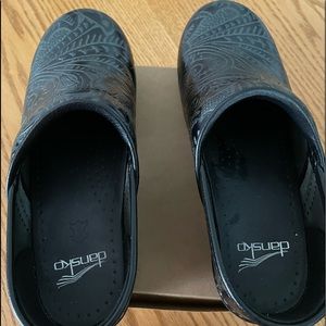 Dansko clog, etched pattern